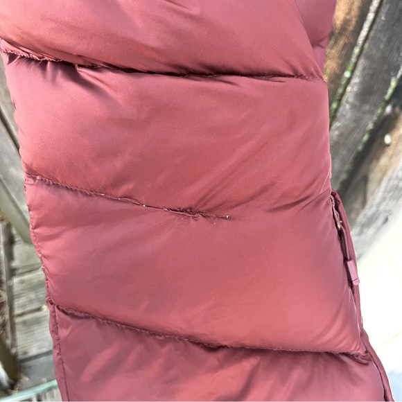 Mountain Hardwear Wm’s Ratio 650 Down 2 Tone Vest Sz S/M - Picture 14 of 16